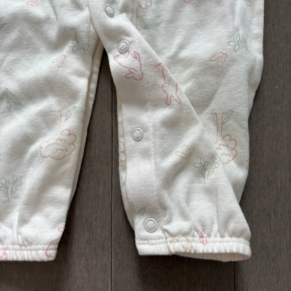 NWT Carter's Convertible Bunny Nightgown and Bonnet, 6M - Picture 3 of 11